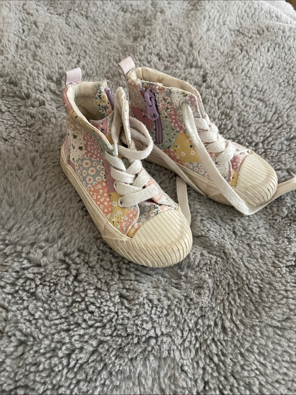 Cat & Jack Toddler Floral High-Top Sneakers in Pastel Pink and Cream Sz 8